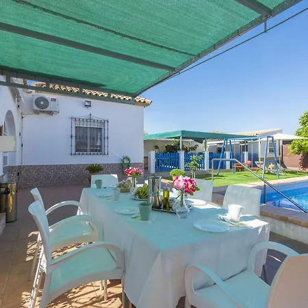 Holiday home Entre Olivos